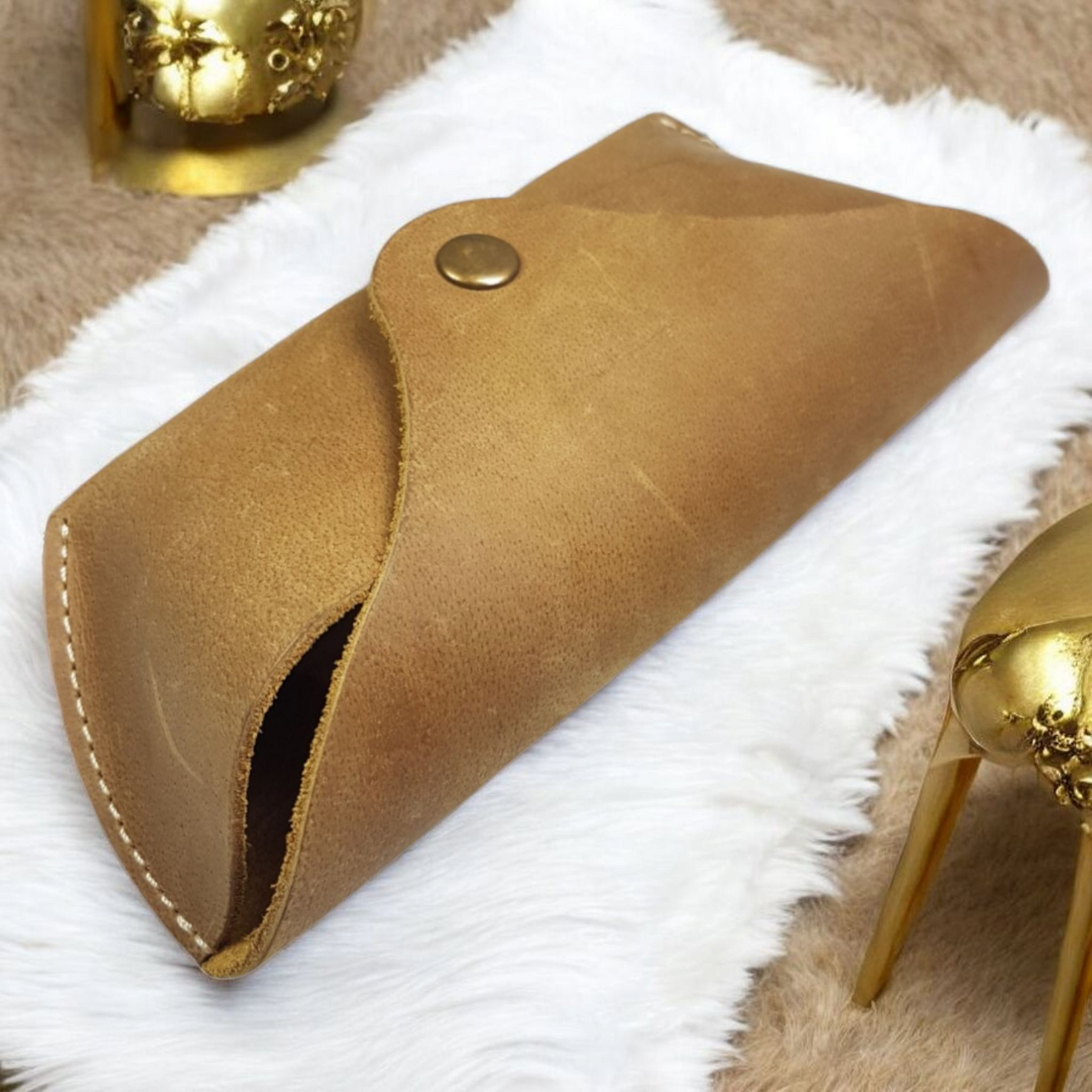 Curve Eyewear Holder - 1001